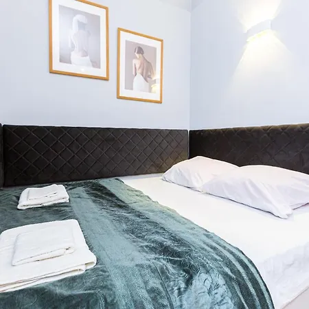 Apartment сучасна по вул дарії гусяк 9 біля краківського *