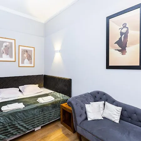 Apartment сучасна по вул дарії гусяк 9 біля краківського