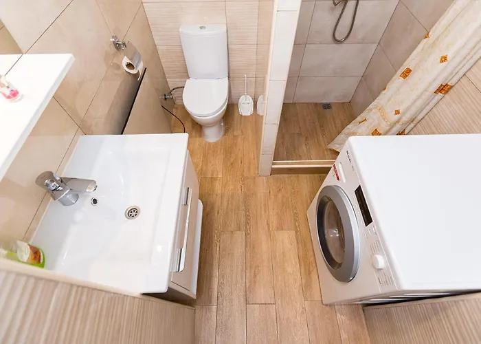 сучасна по вул дарії гусяк 9 біля краківського