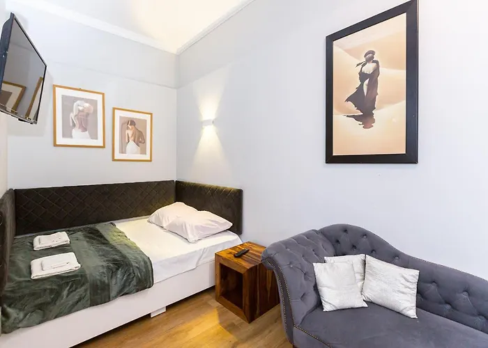 Apartamento сучасна по вул дарії гусяк 9 біля краківського Leópolis