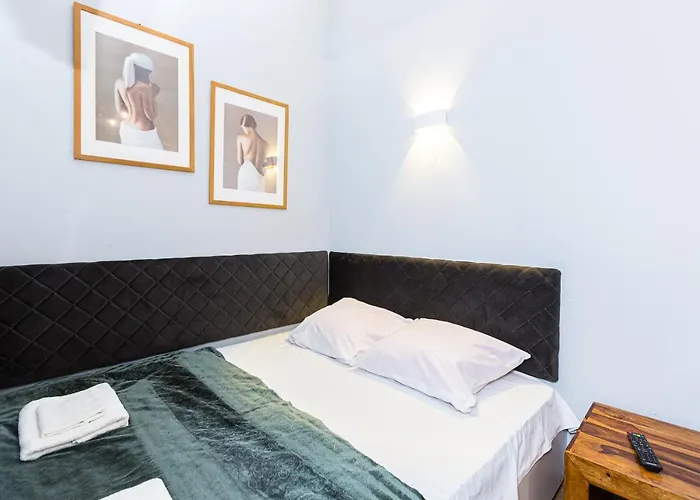 сучасна по вул дарії гусяк 9 біля краківського Apartamento Leópolis