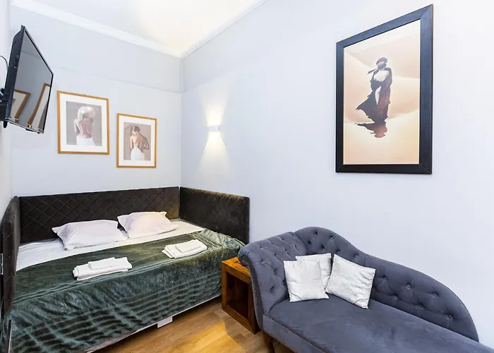 Apartamento сучасна по вул дарії гусяк 9 біля краківського