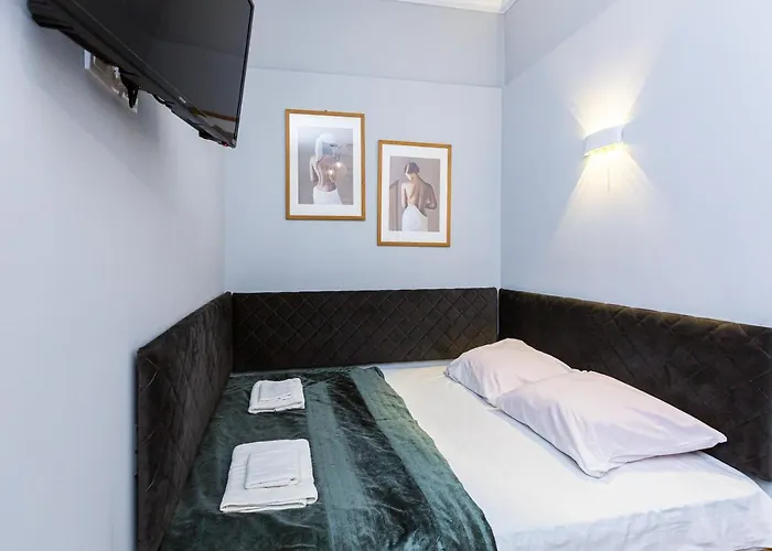 сучасна по вул дарії гусяк 9 біля краківського إلفيف