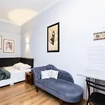 сучасна по вул дарії гусяк 9 біля краківського Appartement