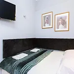 сучасна по вул дарії гусяк 9 біля краківського Appartement *
